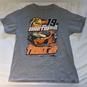 Martin Truex JR. Bass Pro Shops Grey NASCAR #19 Mens Large T-Shirt